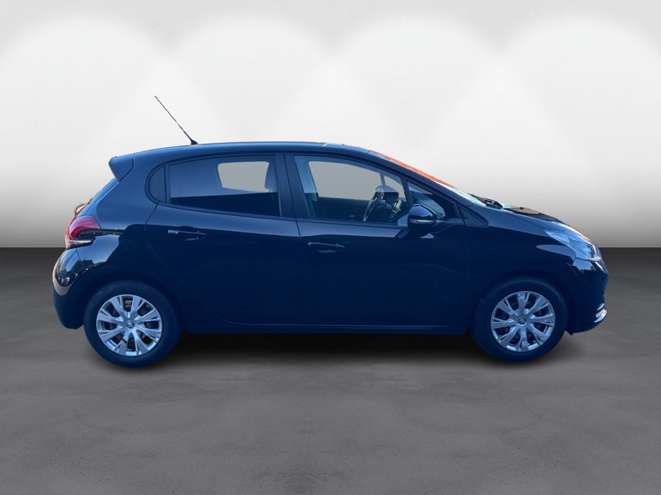 Peugeot 208 1,6 BlueHDi 100 Active 5d