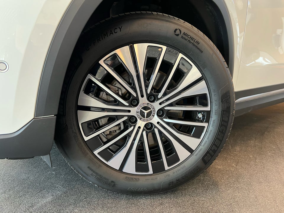 Mercedes EQA300 Electric Art 4Matic 5d