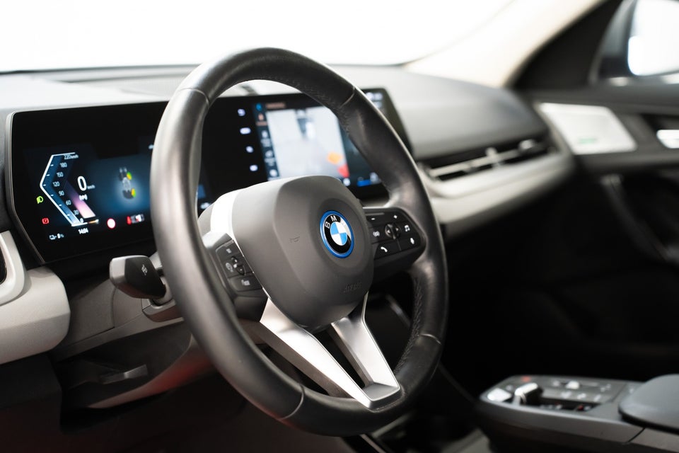 BMW iX2 eDrive20 5d
