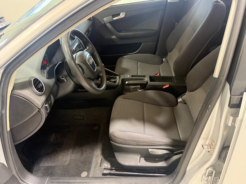 Audi A3 1,6 Ambition Sportback 5d