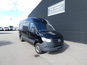 Mercedes Sprinter 317, modelår 2023, 89,000 km