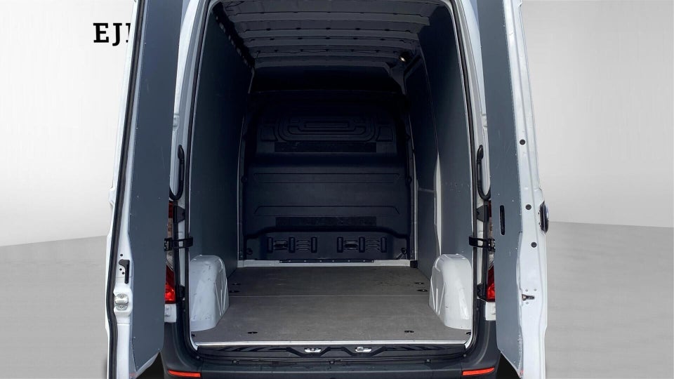 Mercedes Sprinter 215 2,0 CDi A2 Kassevogn aut. FWD