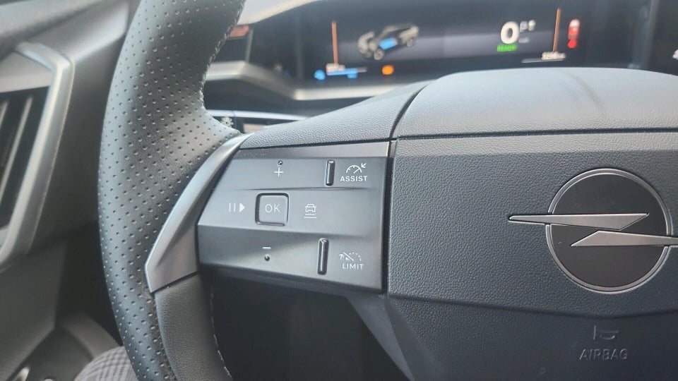Opel Grandland-e 73 GS 5d