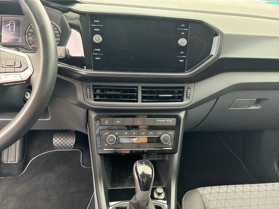 VW T-Cross 1,0 TSi 110 Life Team DSG 5d