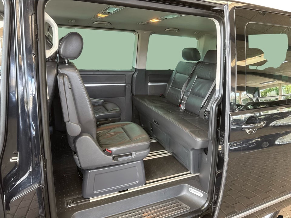 VW Multivan 2,0 TDi 180 Highline DSG 4Motion kort 5d