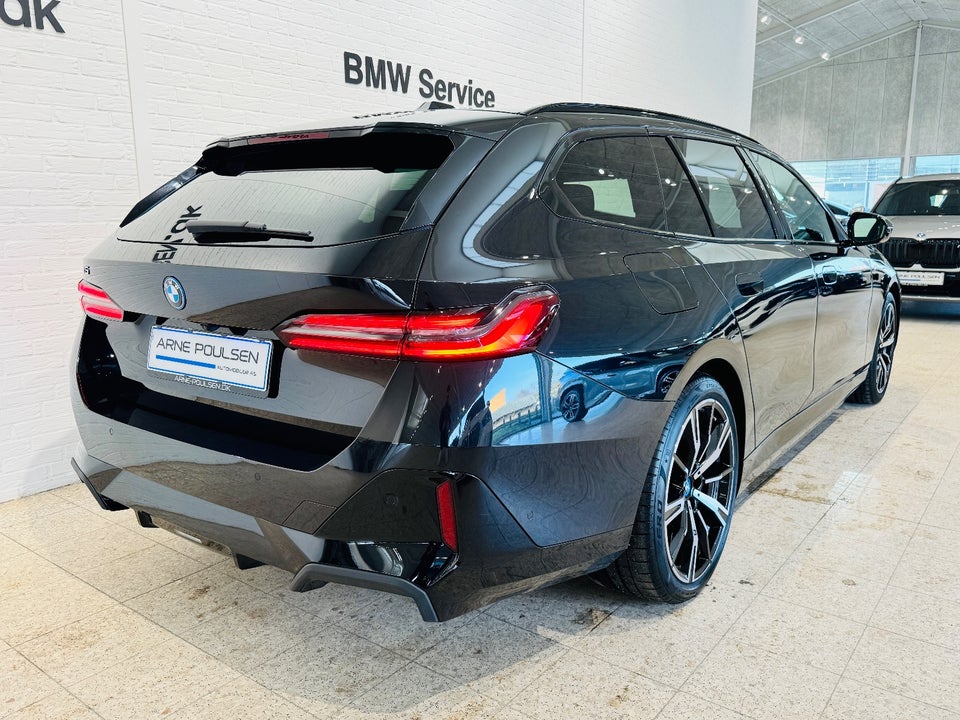 BMW i5 eDrive40 Touring M-Sport Pro Van 5d