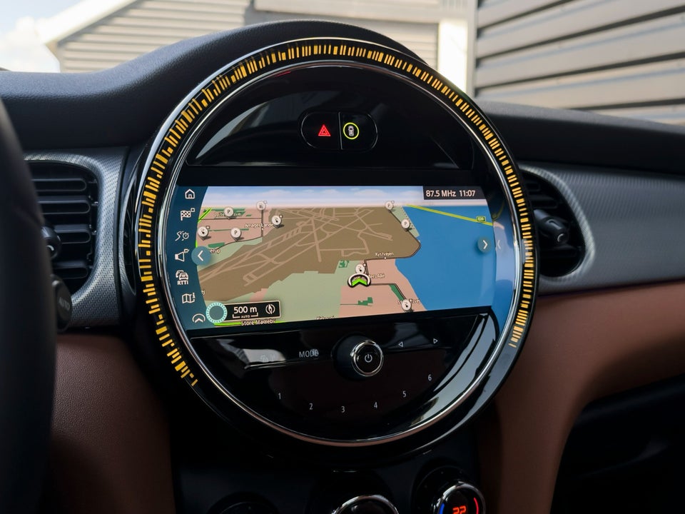 MINI Cooper SE Yours Trim 3d