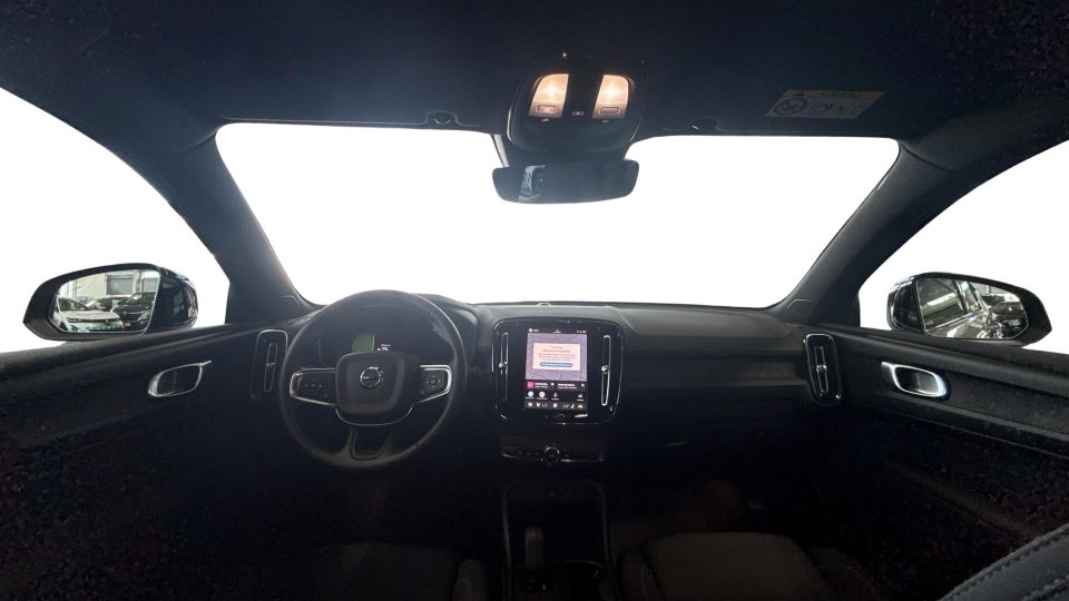 Volvo EX40 Extended Range Plus 5d