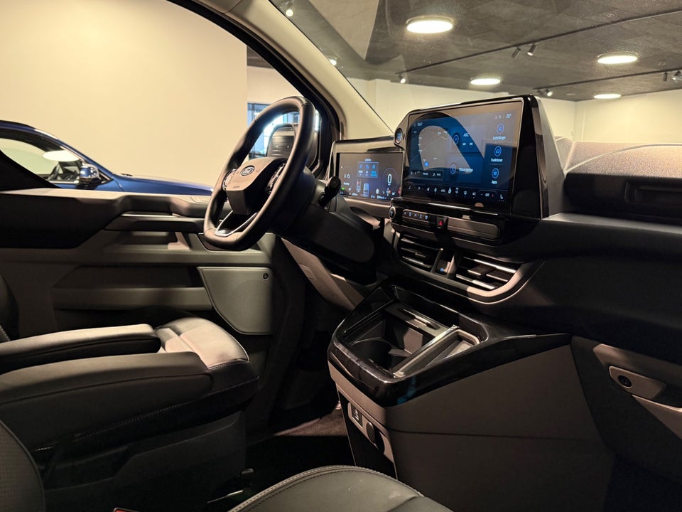 Ford Tourneo Custom 340 L2 2,5 PHEV Titanium X CVT