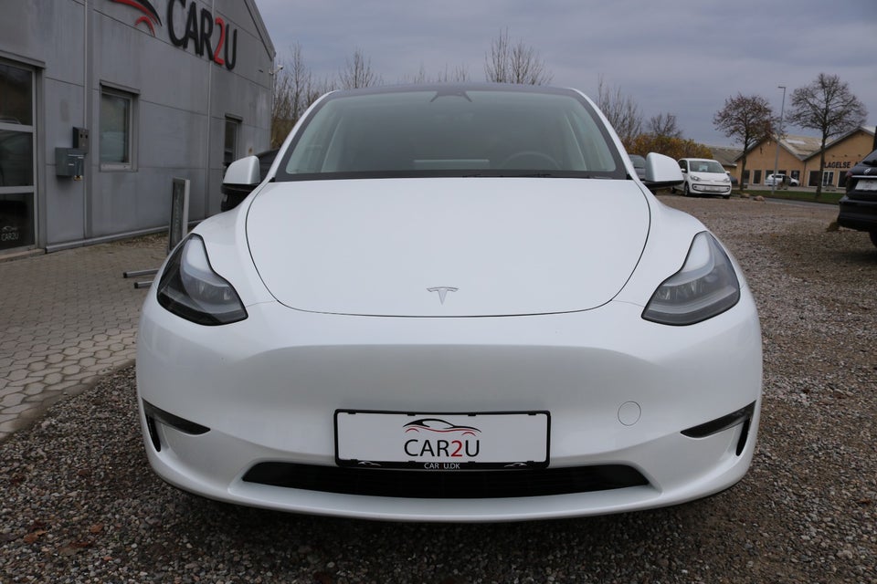 Tesla Model Y Long Range AWD 5d