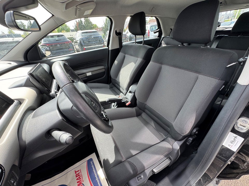 Citroën C4 Cactus 1,6 BlueHDi 100 SkyLine 5d