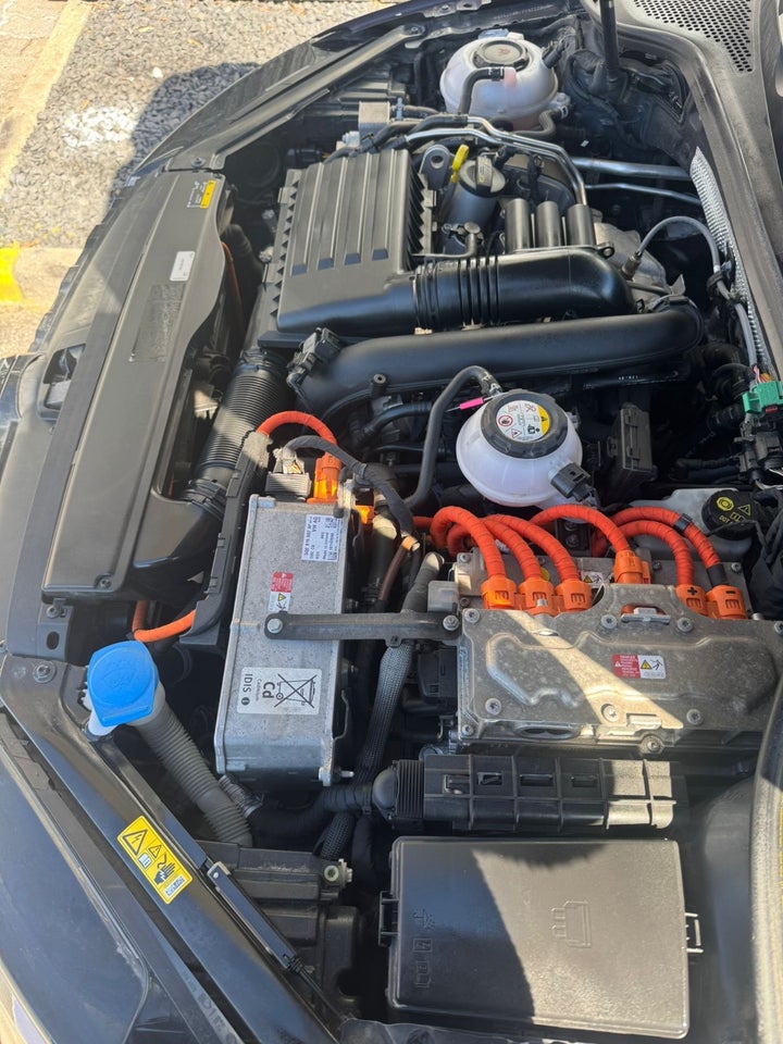 VW Golf VII 1,4 GTE DSG 5d