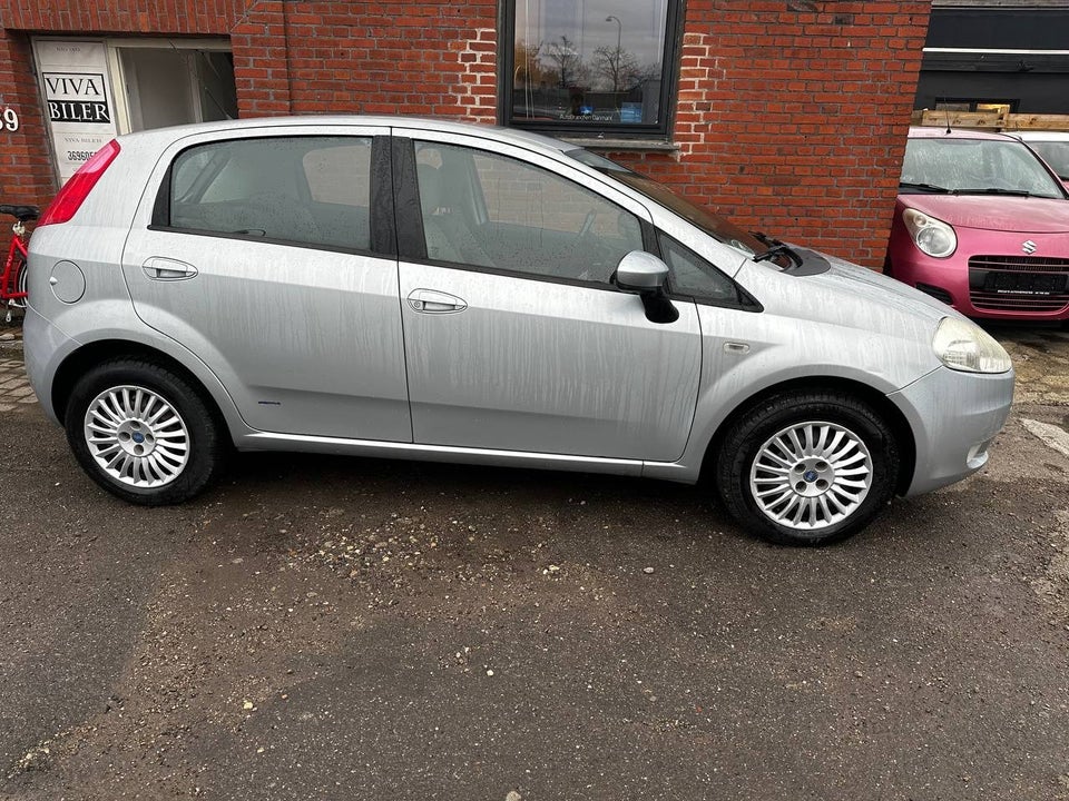 Fiat Grande Punto 1,4 Dynamic 5d