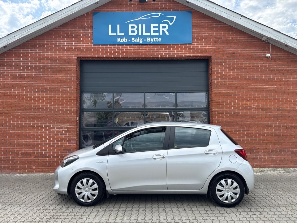 Toyota Yaris 1,5 Hybrid H2 Premium e-CVT 5d