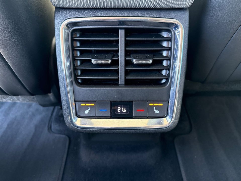 Skoda Enyaq 80 iV Loft 5d