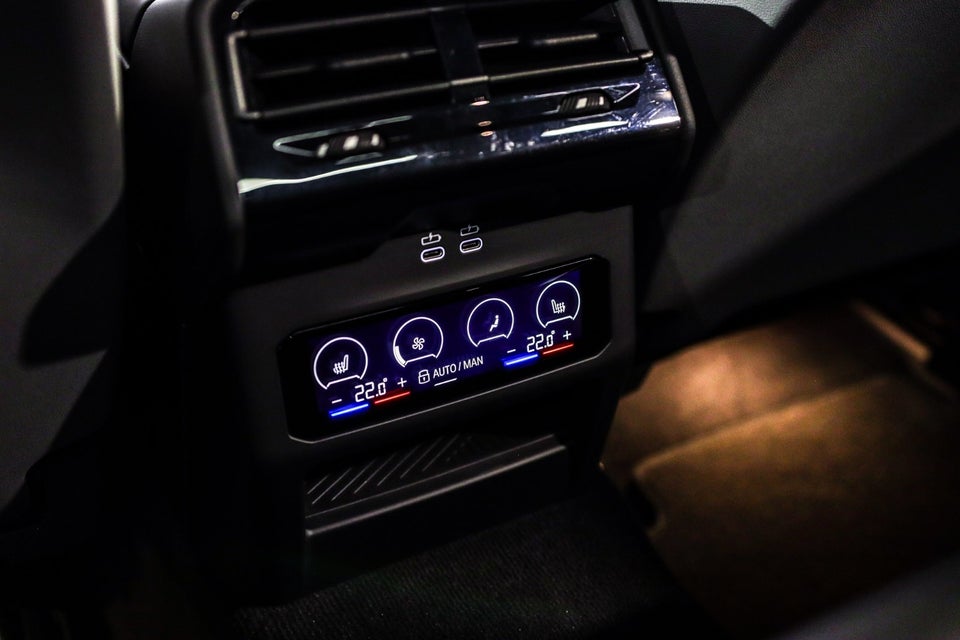 BMW i5 M60 Touring xDrive 5d