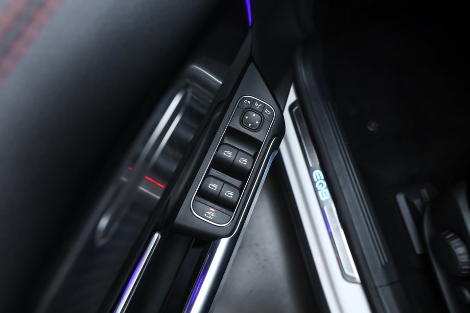 Mercedes EQB250+ AMG Advance 5d