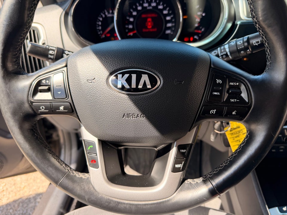 Kia Rio 1,4 CVVT Premium 5d
