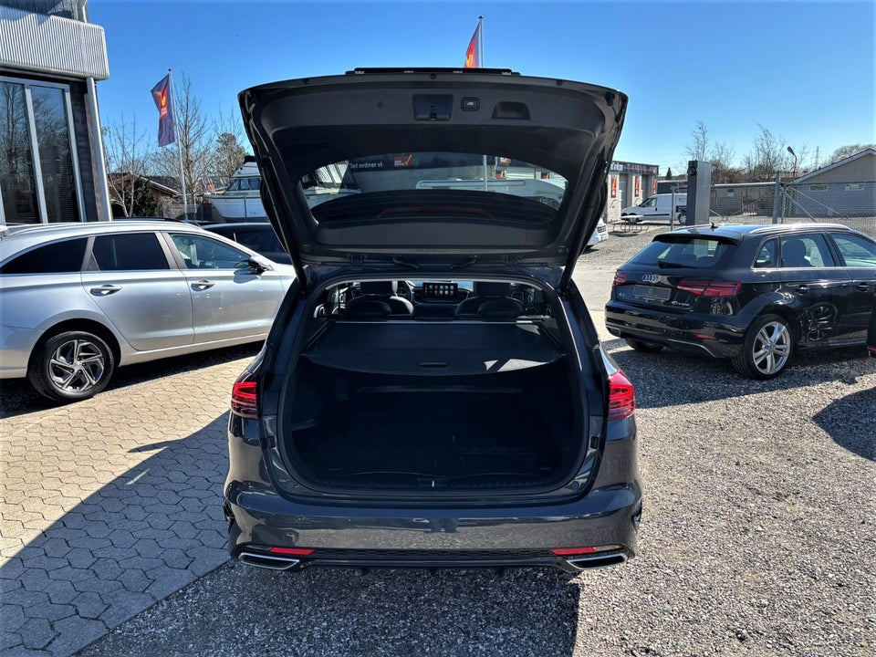 Kia Ceed 1,6 PHEV Upgrade Premium SW DCT 5d