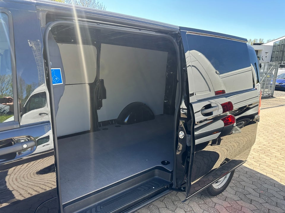 Mercedes Vito 114 2,0 CDi A3 Kassevogn PRO aut. RWD
