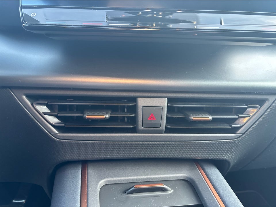 Cupra Born 58 e-Boost 5d