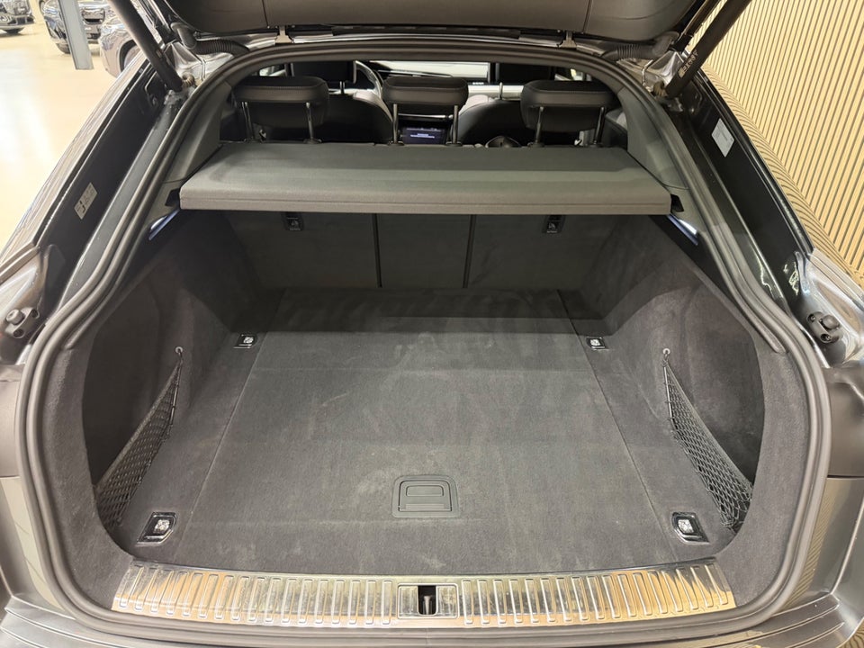 Audi e-tron 55 S-line Sportback quattro 5d
