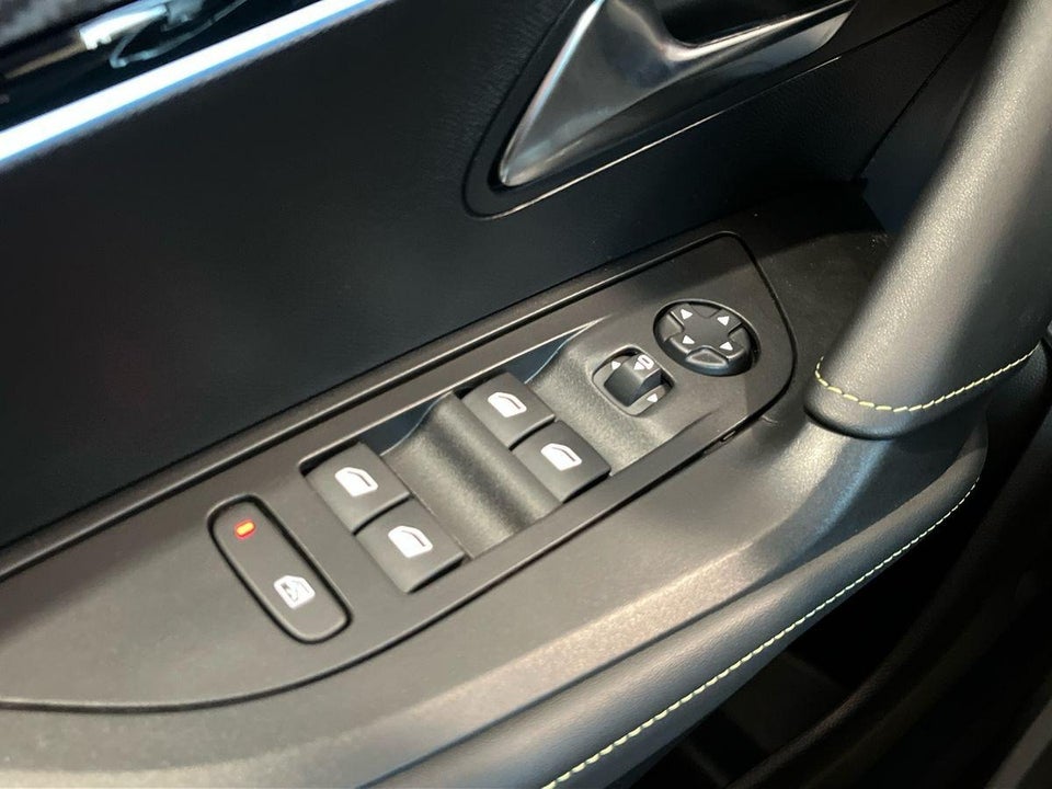 Peugeot e-2008 50 Allure Pack 5d