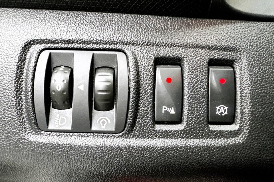 Renault Clio IV 0,9 TCe 90 Expression 5d