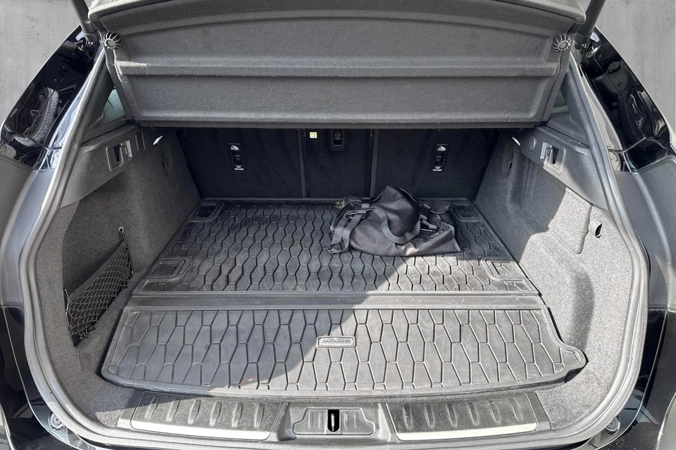 Jaguar F-Pace 2,0 P400e S aut. 5d