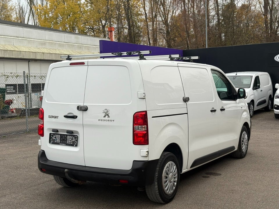 Peugeot Expert 2,0 BlueHDi 122 L2 Plus EAT8 Van