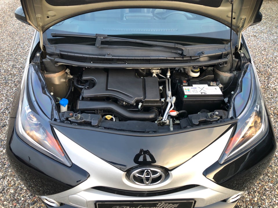 Toyota Aygo 1,0 VVT-i x-cellence 5d