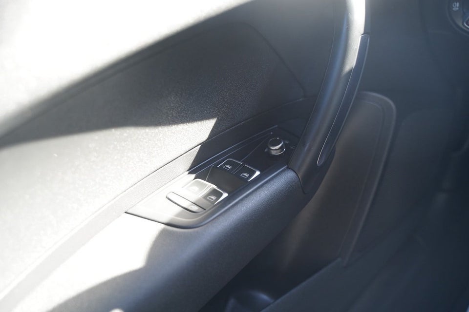 Audi A1 1,0 TFSi 95 Design Sportback 5d