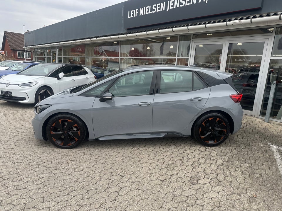 Cupra Born 58  5d
