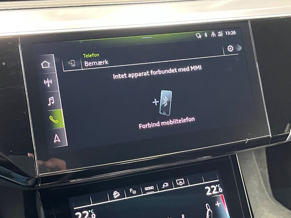 Audi Q8 e-tron 55 S-line quattro 5d