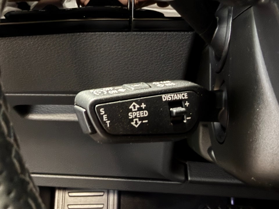 Audi e-tron 55 S-line Sportback quattro 5d
