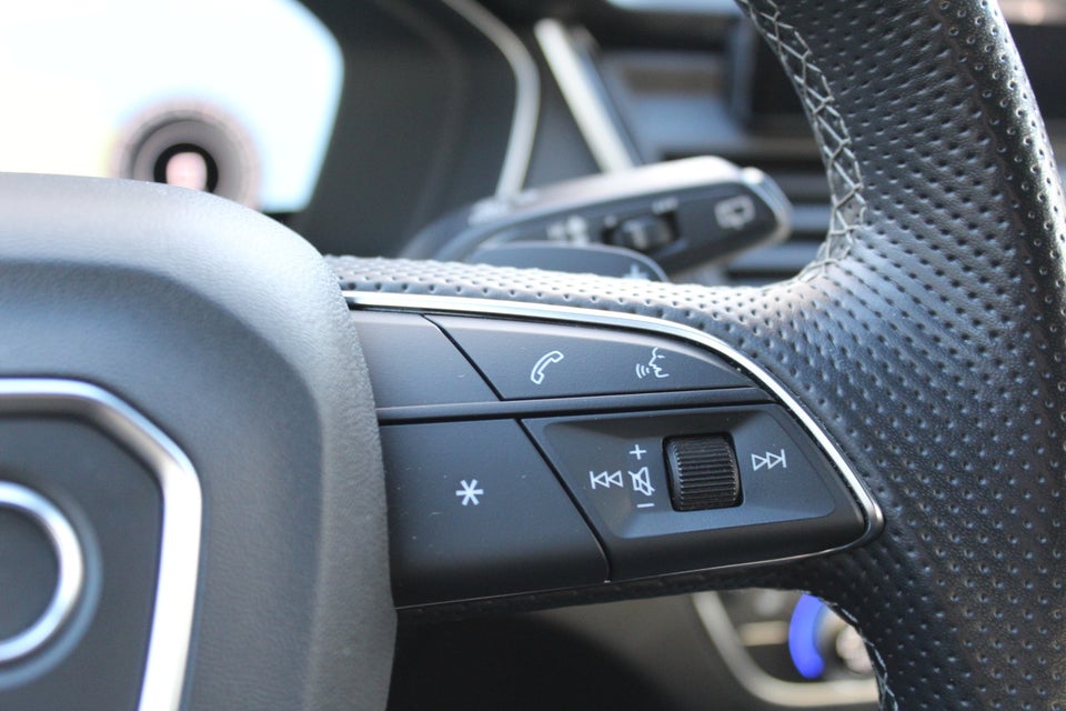 Audi Q5 50 TFSi e S-line quattro S-tr. 5d