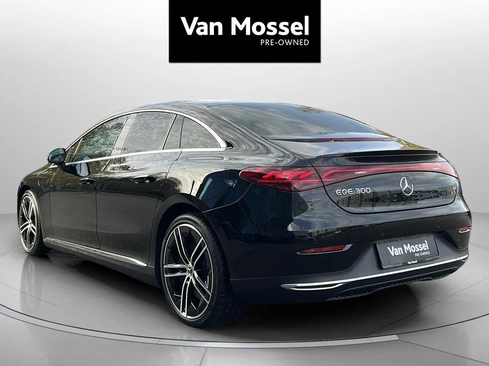 Mercedes EQE300 Electric Art 4d