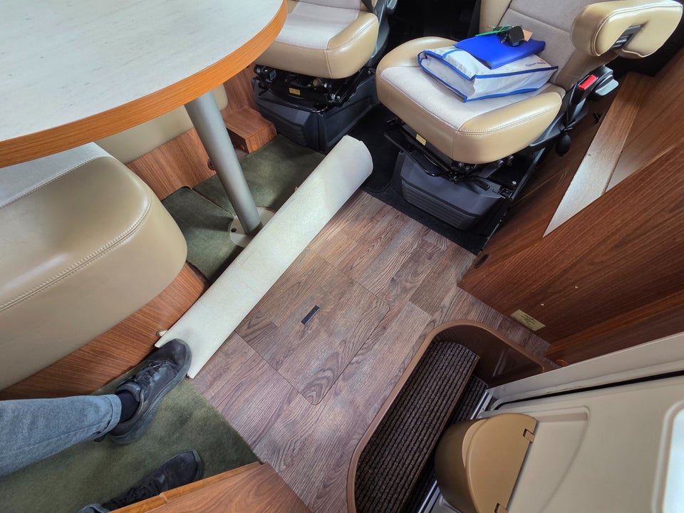 Euramobil Integra Line 2,3 JTD 655 EB 2d