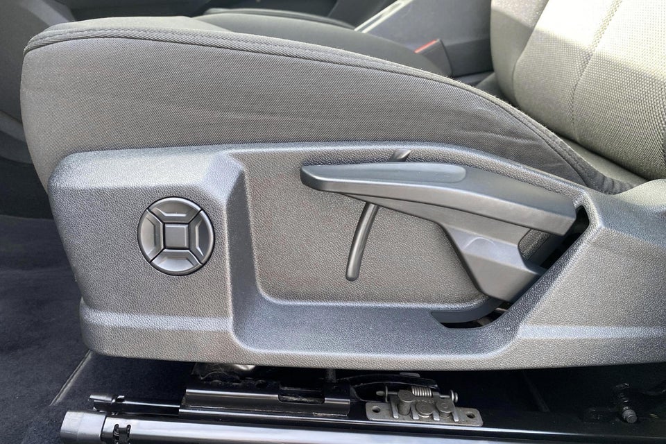 Audi Q4 e-tron 40 Advanced 5d