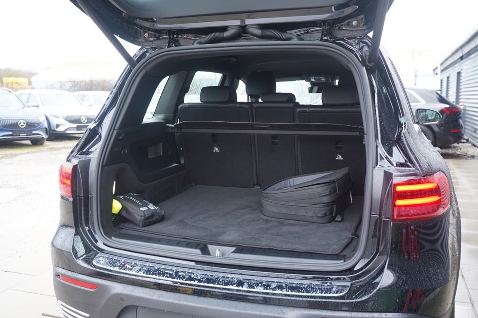 Mercedes EQB250+ Progressive 5d