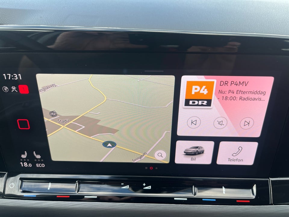 VW Golf VIII 1,4 eHybrid DSG 5d