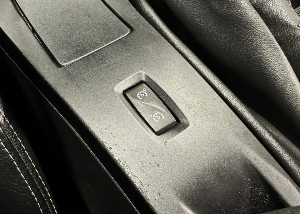 Renault Laguna III 2,0 Authentique Sport Tourer 5d