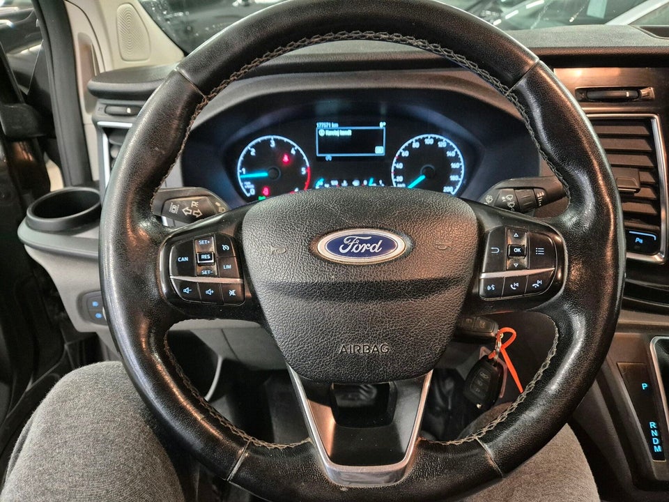 Ford Transit Custom 300L 2,0 TDCi 170 Limited aut.