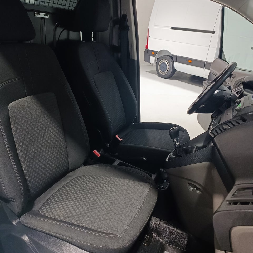 Ford Transit Connect 1,5 EcoBlue Trend kort