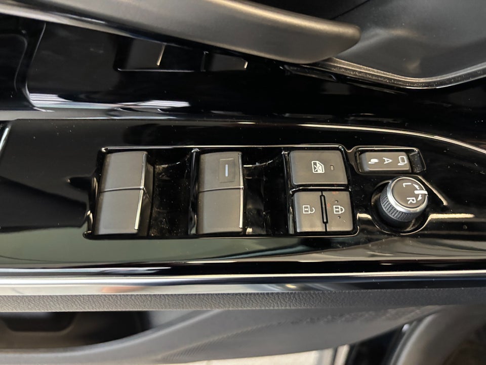 Toyota bZ4X Active 5d