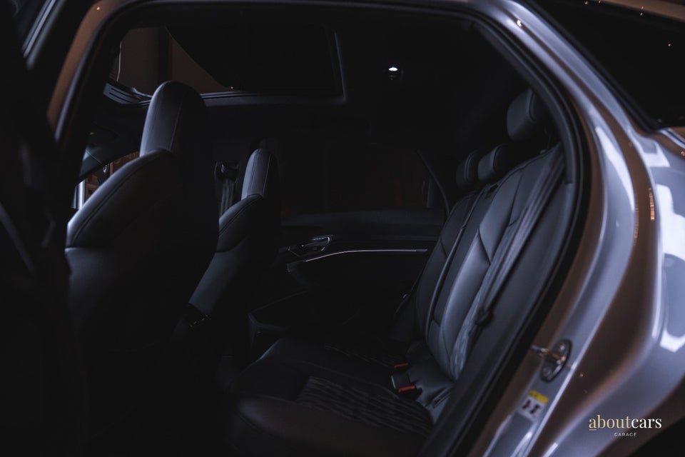 Audi e-tron S Sportback quattro 5d