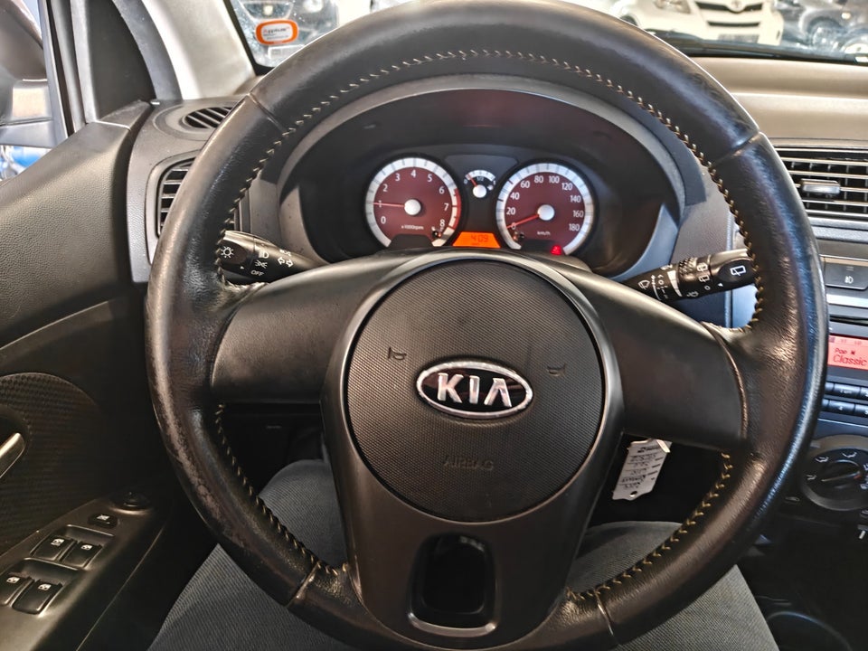 Kia Picanto 1,1 Style+ 5d