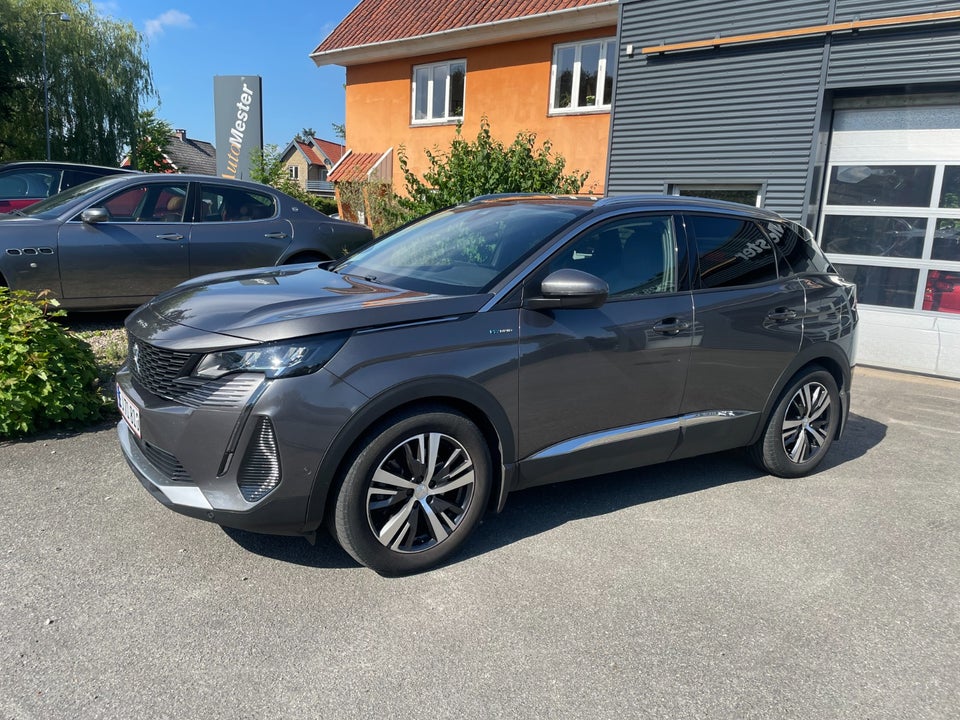 Peugeot 3008 1,6 Hybrid Allure Pack EAT8 5d