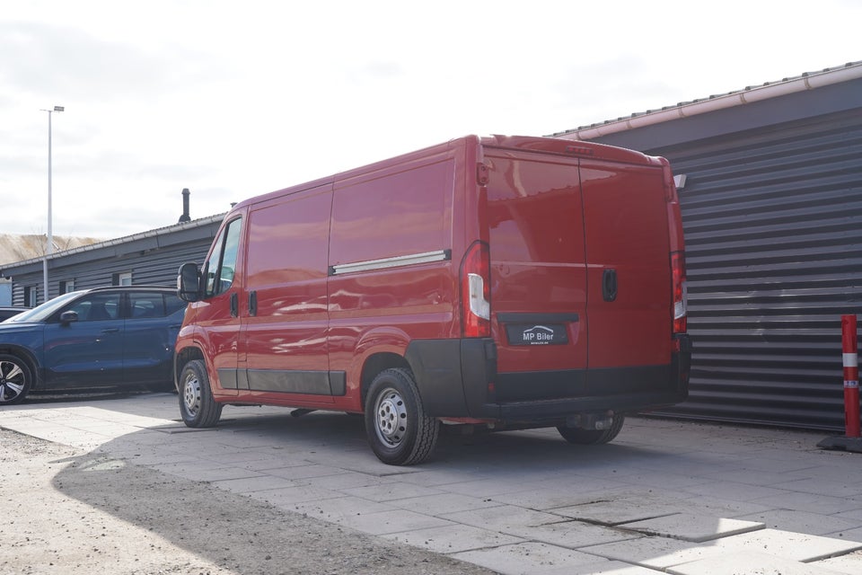 Peugeot Boxer 330 2,0 BlueHDi 130 L2H2
