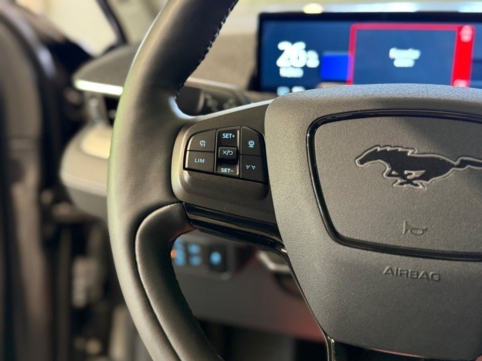 Ford Mustang Mach-E 98 Premium Extended Range 5d